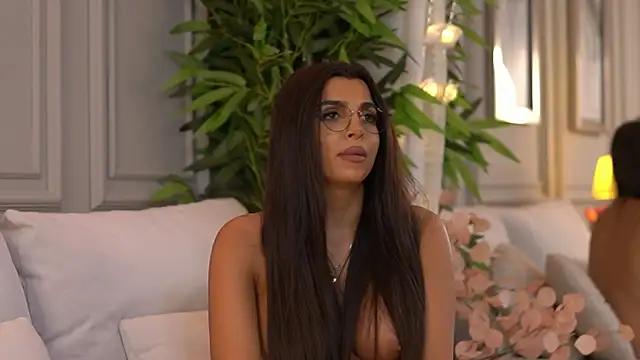 NicoleCellini 现场XXX聊天