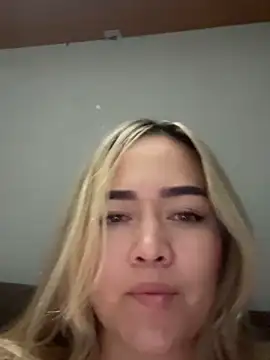 Danielavegax 现场XXX聊天