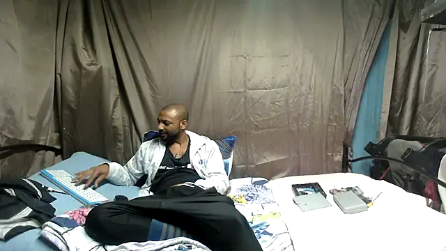 Živý XXX chat Camodick