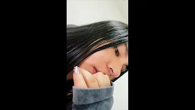 Youlittlepervertt_n Live XXX chat