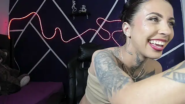 Chat XXX en directo de kathlyn_69