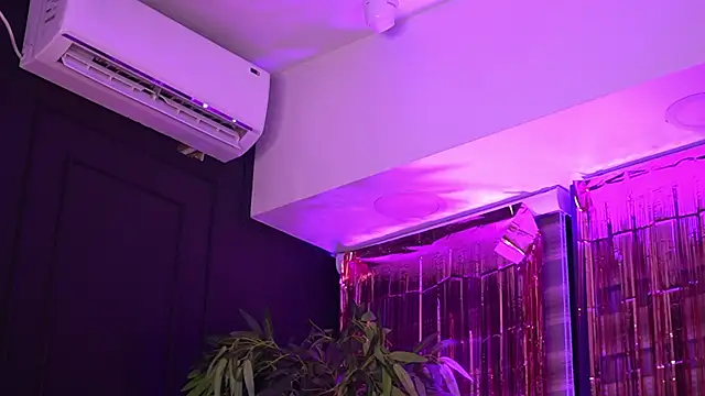 AlessiaNoire 在線直播表演