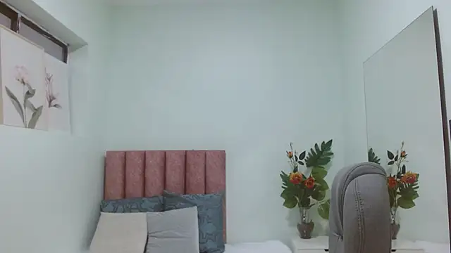 دردشة sophia_hadid الجنسية المباشرة