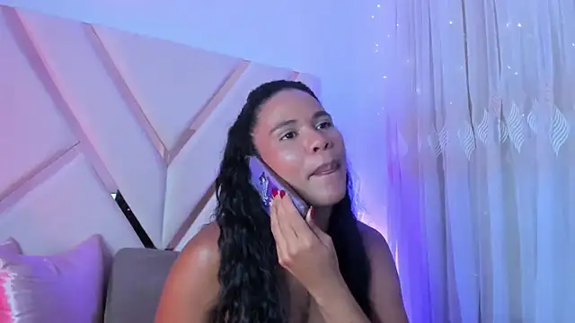 Jade_Thonson1 Chat XXX live