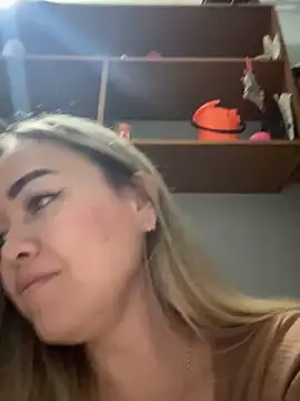 Danielavegax 现场XXX聊天