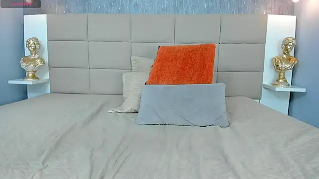 Hecatee_77's Live XXX Chat