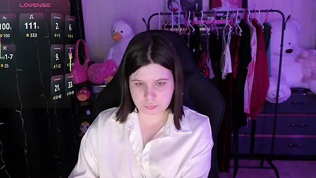 AmyVibess live XXX chat