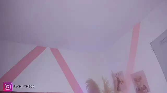 Chat XXX en directo de isabella_whiithe