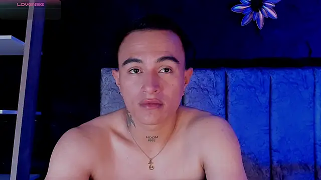 LiamDeepのライブXXXチャット