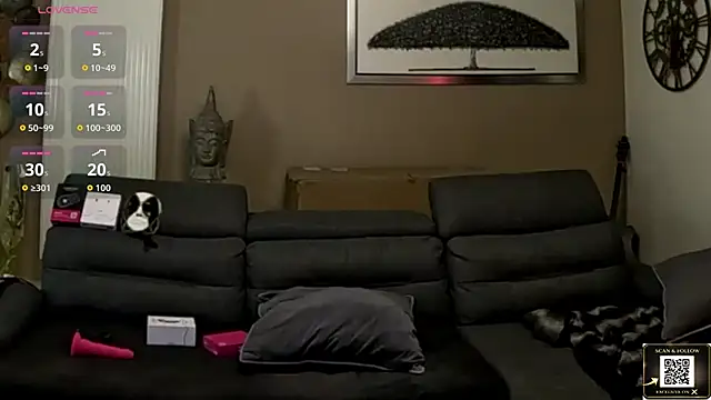 Show modela ApollonFit_x na web-kameri