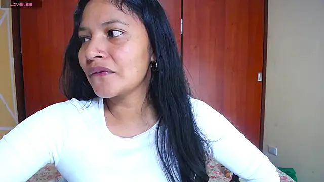 Sassy_Barbarian Obrolan Langsung XXX