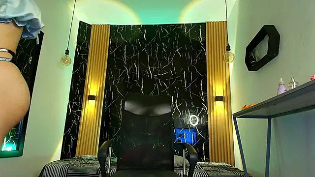 Bella_salvatore 웹캠 쇼