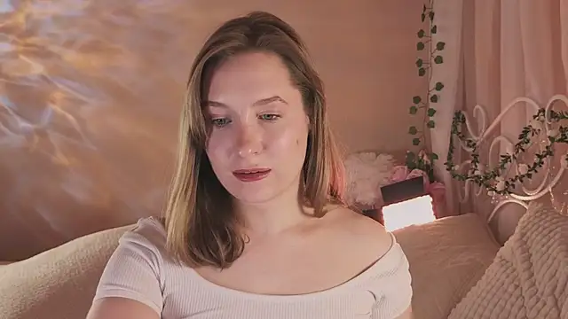 แชท XXX สดของ saint_trisha