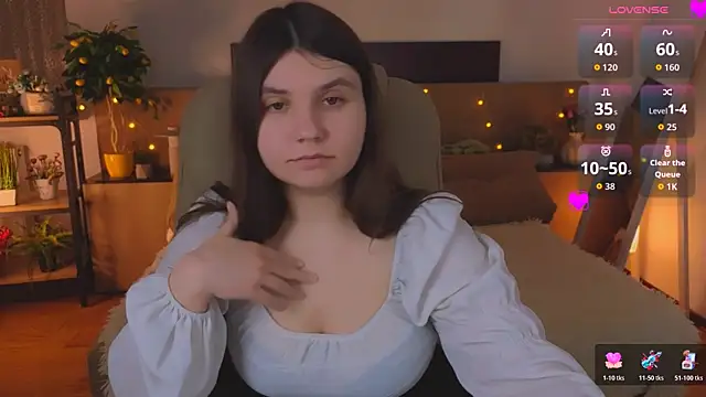 Viola__Shy – Live XXX-chat