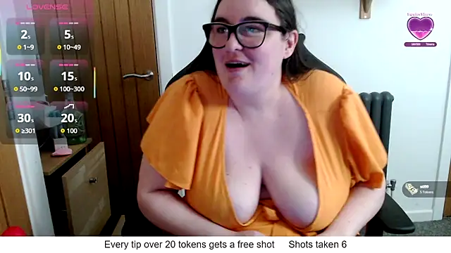 Rebecca_Summer live XXX chat