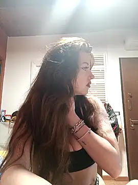 Chat +18 de CurlyElisa ao vivo