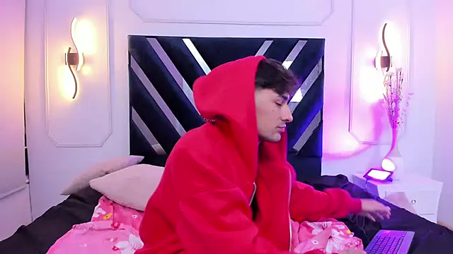 Show modela Kenji_n_Rousse na web-kameri