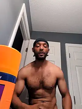 TheGoldenBoldy321 Show Webcam