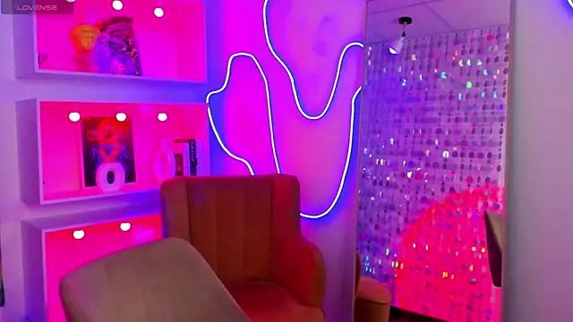 Chat +18 de StephanieSweety ao vivo