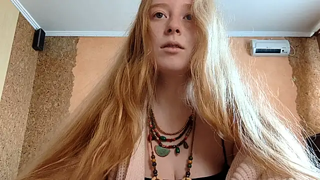 Chat +18 de KateVibe_01 ao vivo