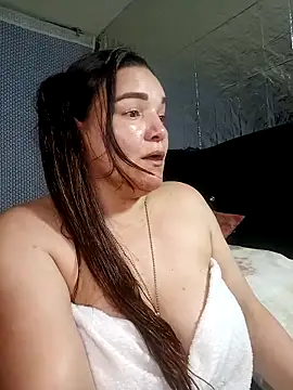 Zuleyka_69のライブXXXチャット