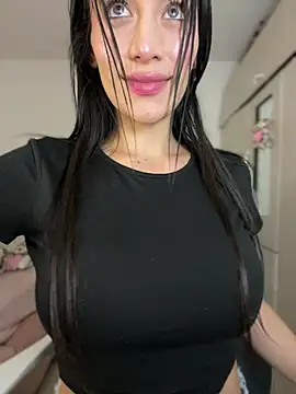 Emmily_19 Adlı Modelin Web Kamerası Şovu