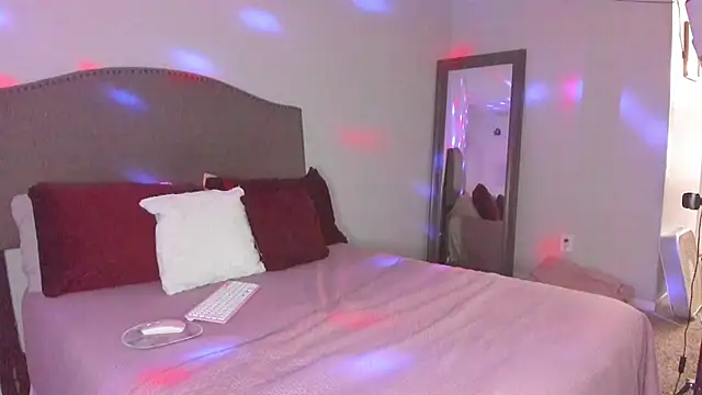 yiauana: απευθείας συνομιλία ΧΧΧ