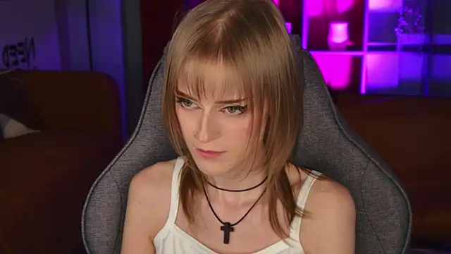 Czat XXX na żywo – KiraMontoya