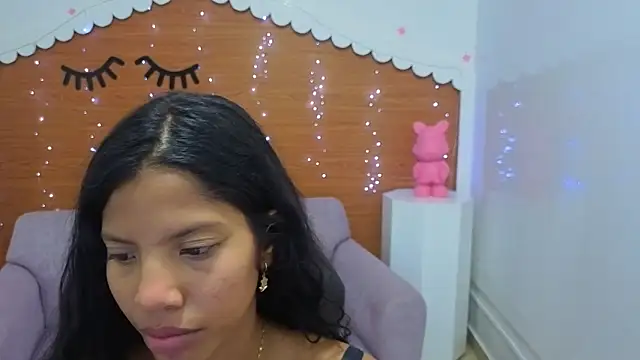 Czat XXX na żywo – emily_smith_t