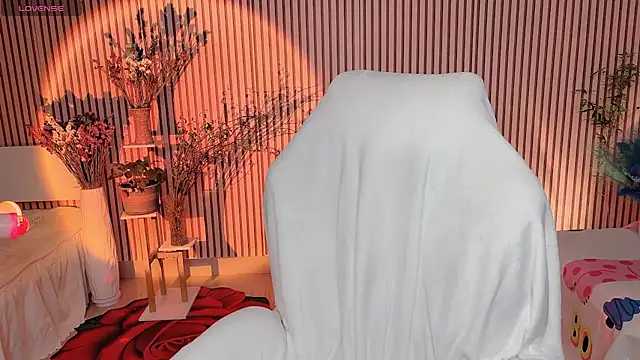 di-or-n Live XXX chat