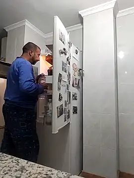 juandi21cm webkamerás műsora