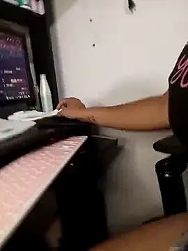 kanyat_ – Live XXX-chat