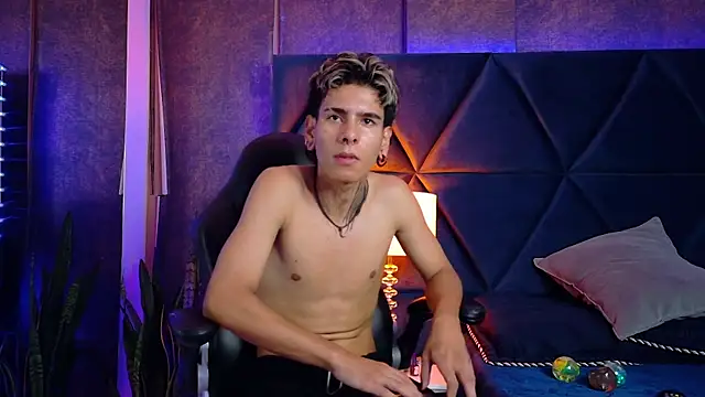 Show modela Bel_Sebu na web-kameri