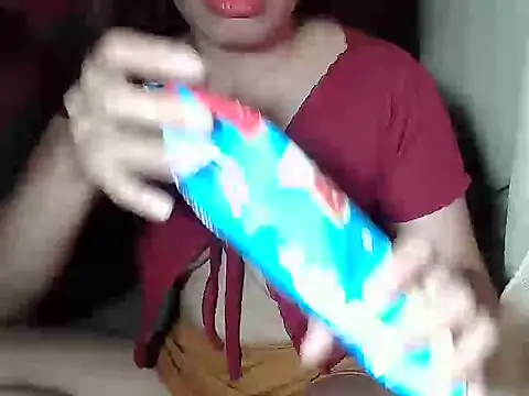 Sweet_Asian25: απευθείας συνομιλία ΧΧΧ