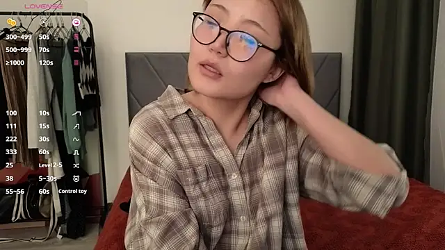 nullgirl Chat XXX in diretta