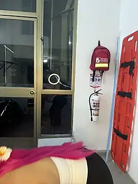 Antonella_Julieta Chat XXX in diretta