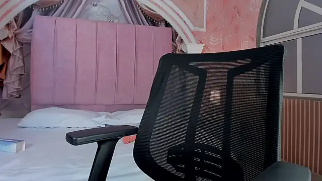 Dulce_violetta_ Chat XXX in diretta