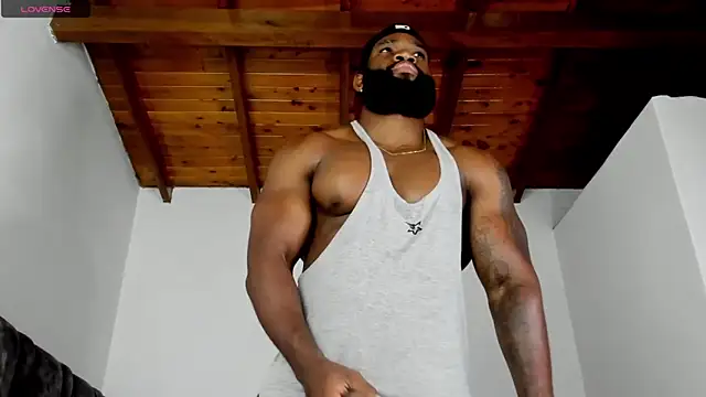 james_musclebbc: διαδικτυακό σόου στην κάμερα