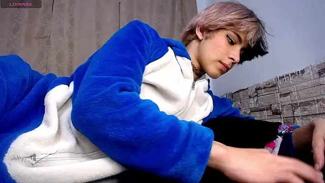 DaraSweet20 Show Webcam