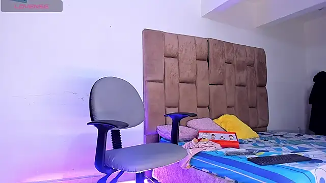 Chatroom XXX en direct de Christopher_Harris_