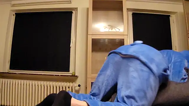 SilvyDiamond live XXX chat