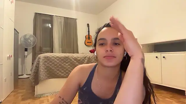 Maia_Park Chat XXX live