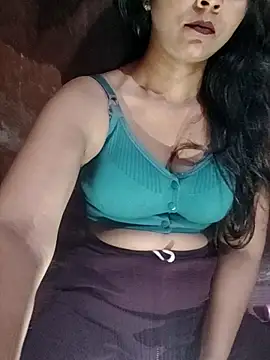 Ayesha_Khan1's Live Chat Room