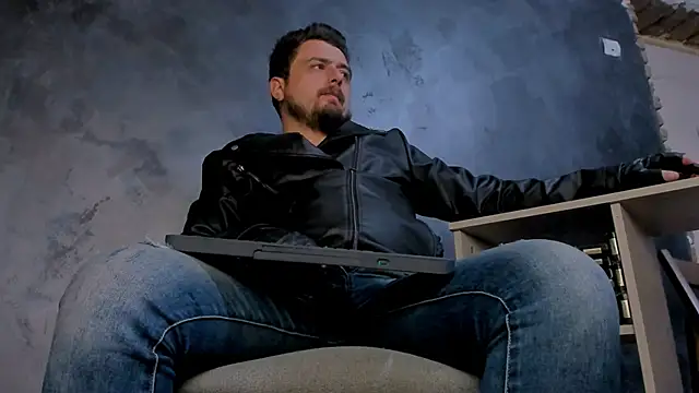 Chat XXX ao vivo de Master_Mark_Wayne