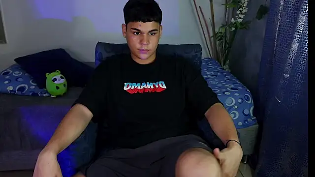 Živý XXX chat eithan_jonnes