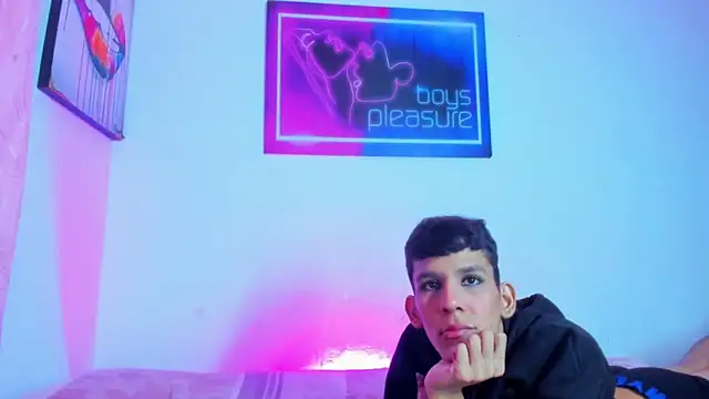 Desire_Boys1 – Kamerová šou