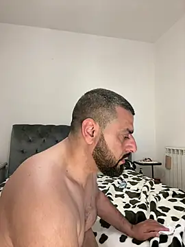 Alis-Mario লাইভ XXX চ্যাট