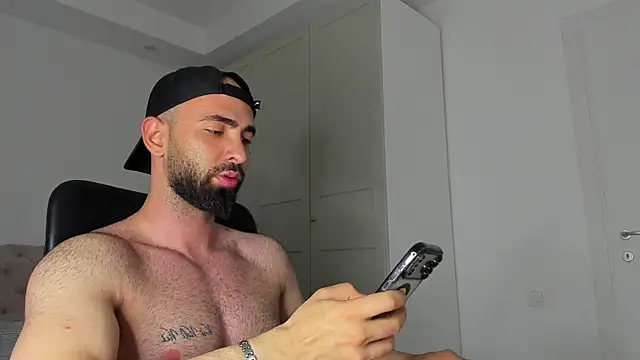 Вебкам-шоу cloudymastersss