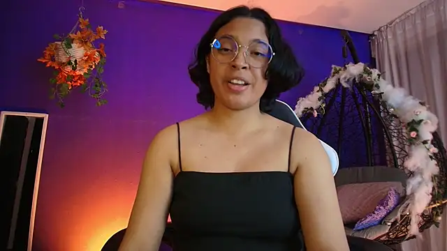 Chat XXX en directo de Emmapark_