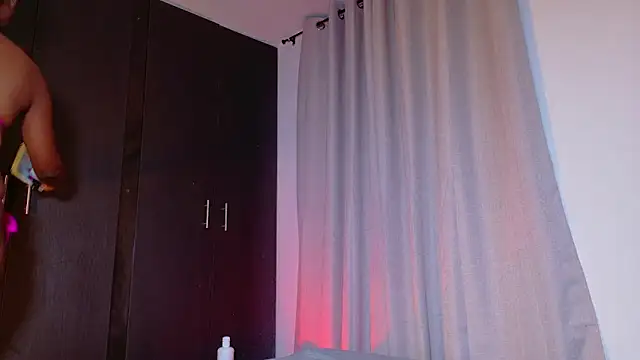 แชท XXX สดของ AlejandraDunn1